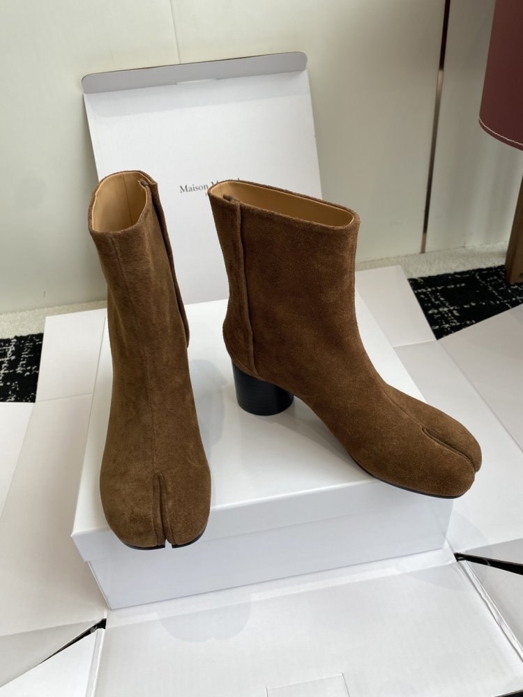 Ботинки Tabi кожаные с раздвоенным носком фото 3