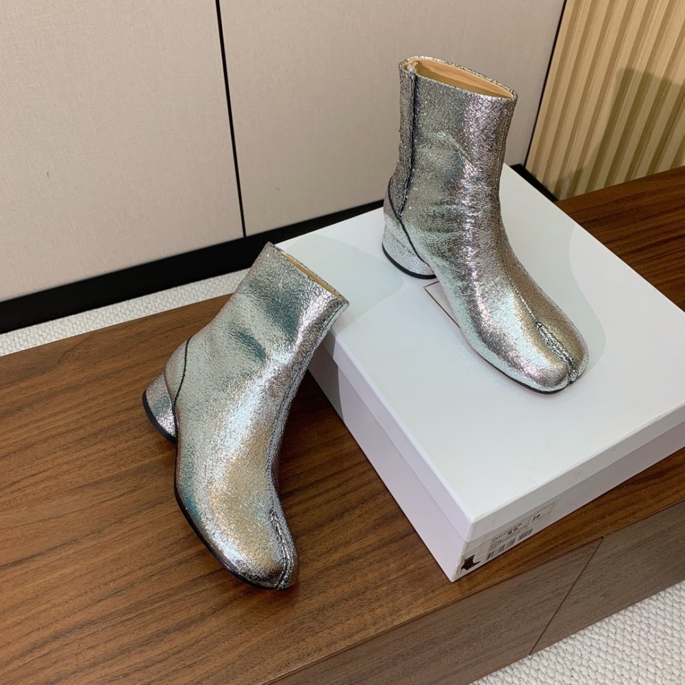 Ботинки Tabi кожаные с раздвоенным носком фото 3