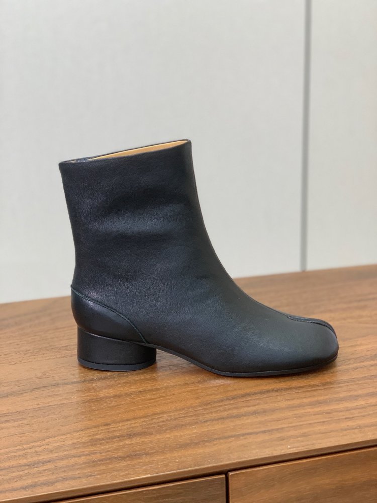 Ботинки Tabi кожаные с раздвоенным носком фото 4