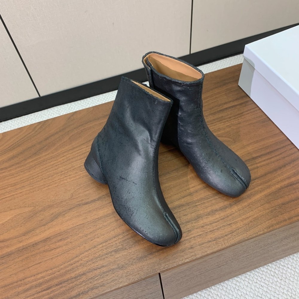 Ботинки Tabi кожаные с раздвоенным носком фото 5