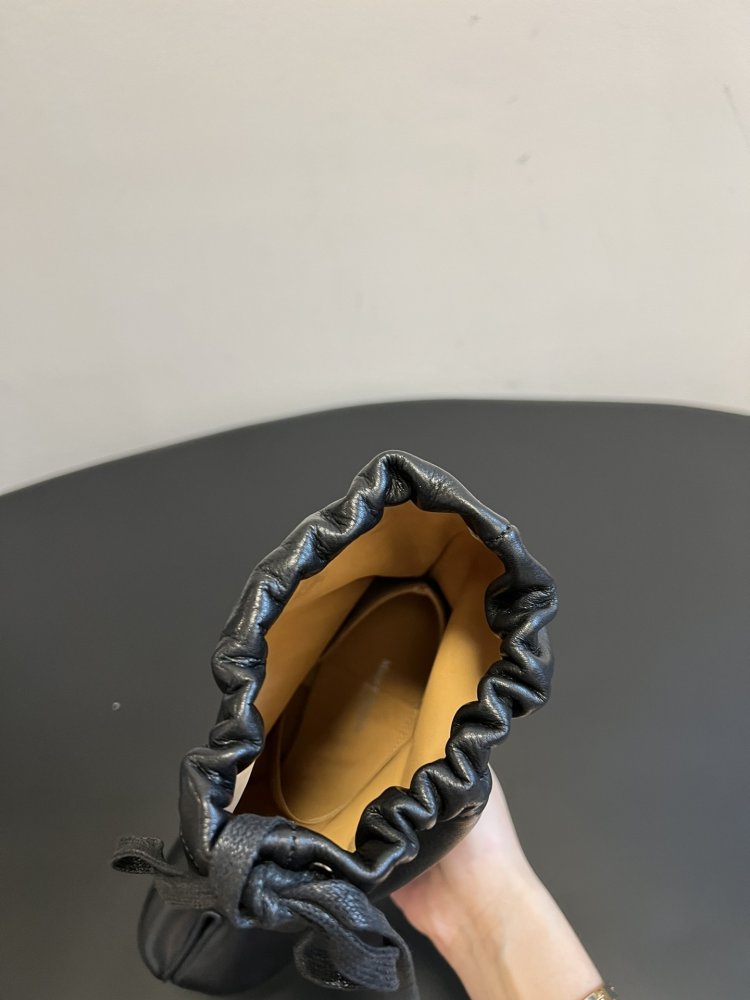 Ботинки Tabi кожаные с раздвоенным носком фото 5