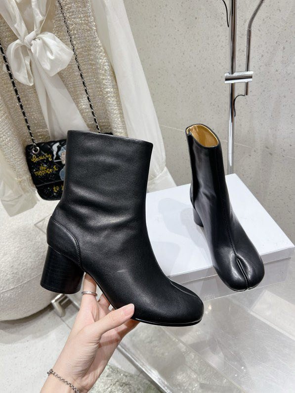 Ботинки Tabi кожаные с раздвоенным носком фото 6