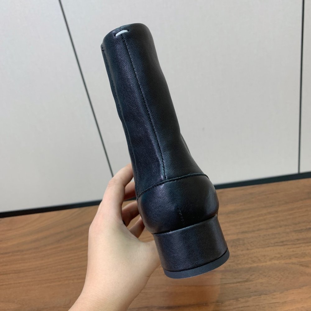 Ботинки Tabi кожаные с раздвоенным носком фото 6