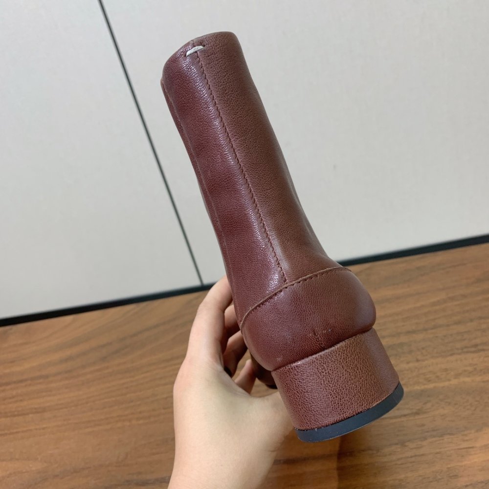 Ботинки Tabi кожаные с раздвоенным носком фото 6