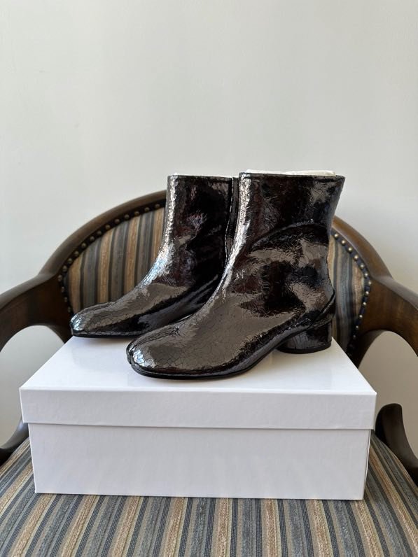 Ботинки Tabi кожаные с раздвоенным носком фото 6