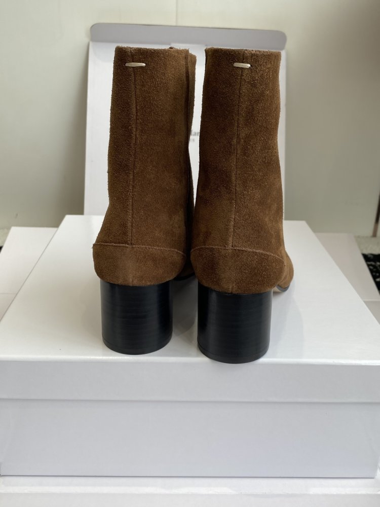 Ботинки Tabi кожаные с раздвоенным носком фото 8