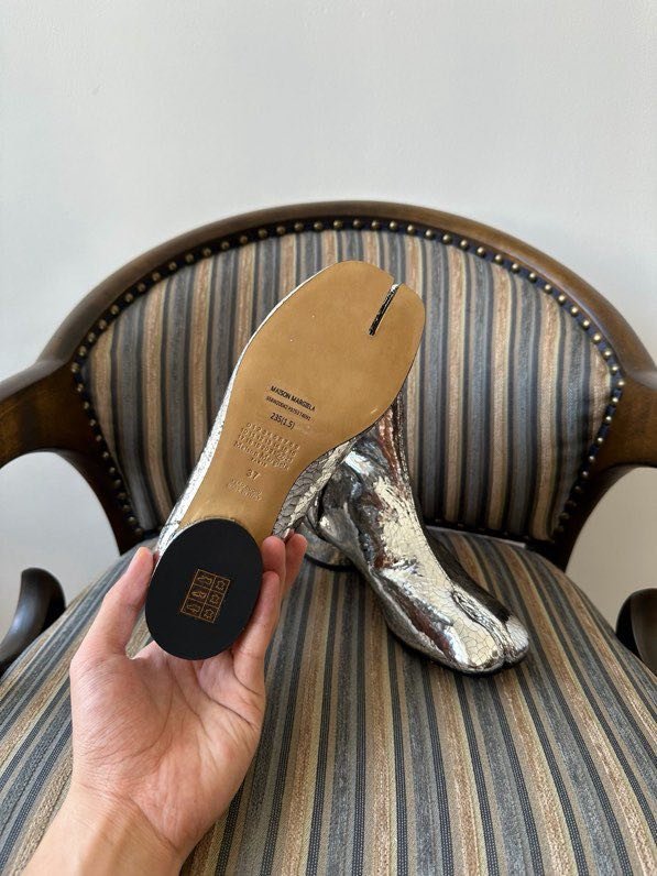 Ботинки Tabi кожаные с раздвоенным носком фото 8