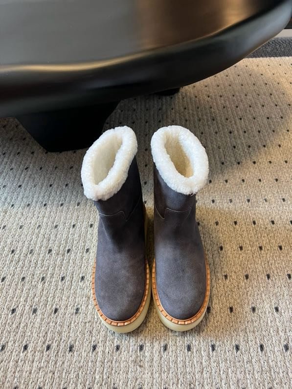 Ботинки замшевые на меху фото 3