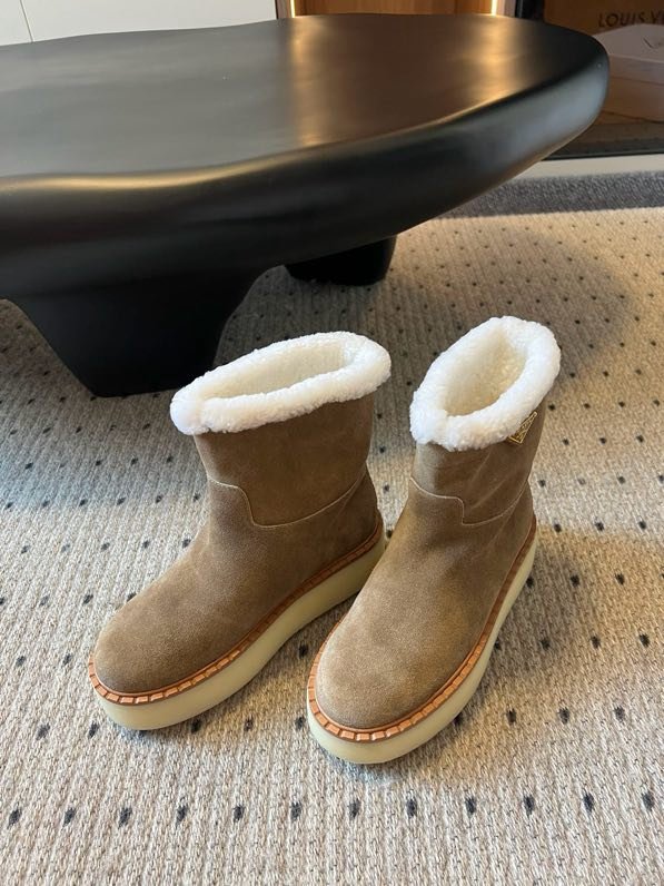 Ботинки замшевые на меху фото 9