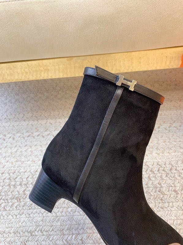 Ботинки замшевые на молнии фото 8