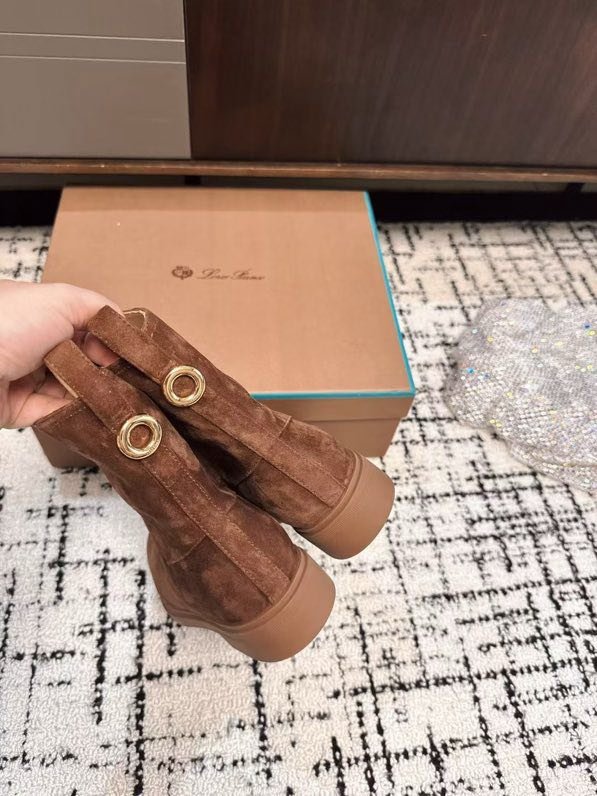 Boots suede women's фото 3