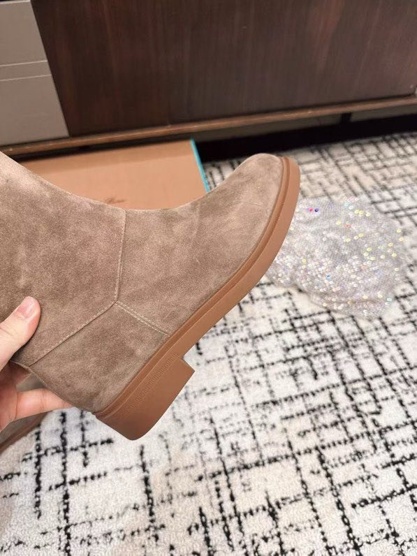 Boots suede women's фото 8