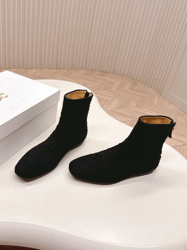 Черевики жіночі з плетених шкіри фото 4