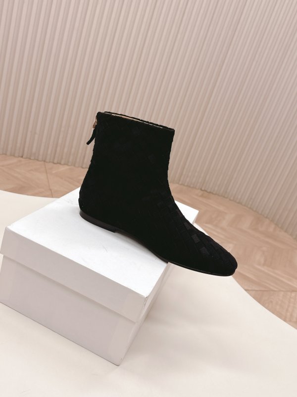 Черевики жіночі з плетених шкіри фото 5