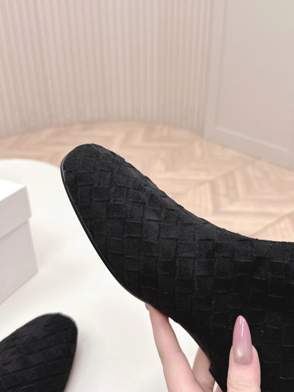 Черевики жіночі з плетених шкіри фото 6