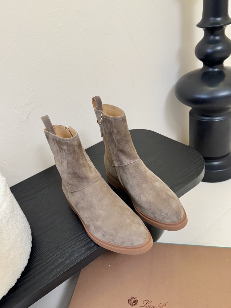 Boots women's leather