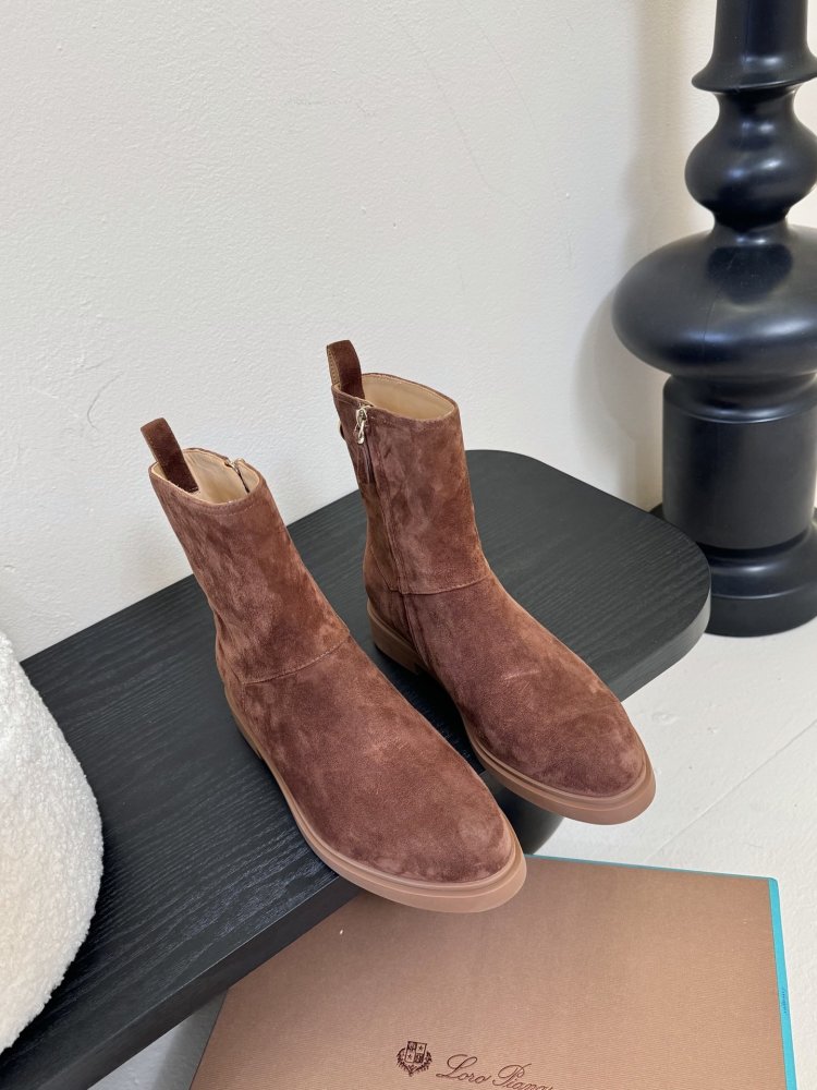 Boots women's leather