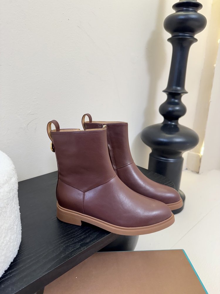 Boots women's leather фото 2