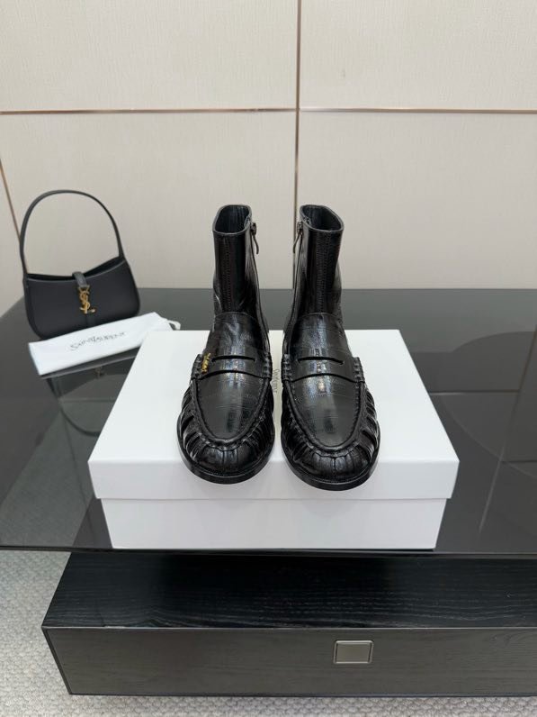 Ботинки женские кожаные фото 2