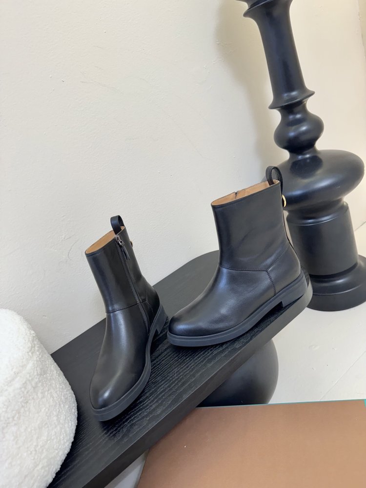 Boots women's leather фото 3