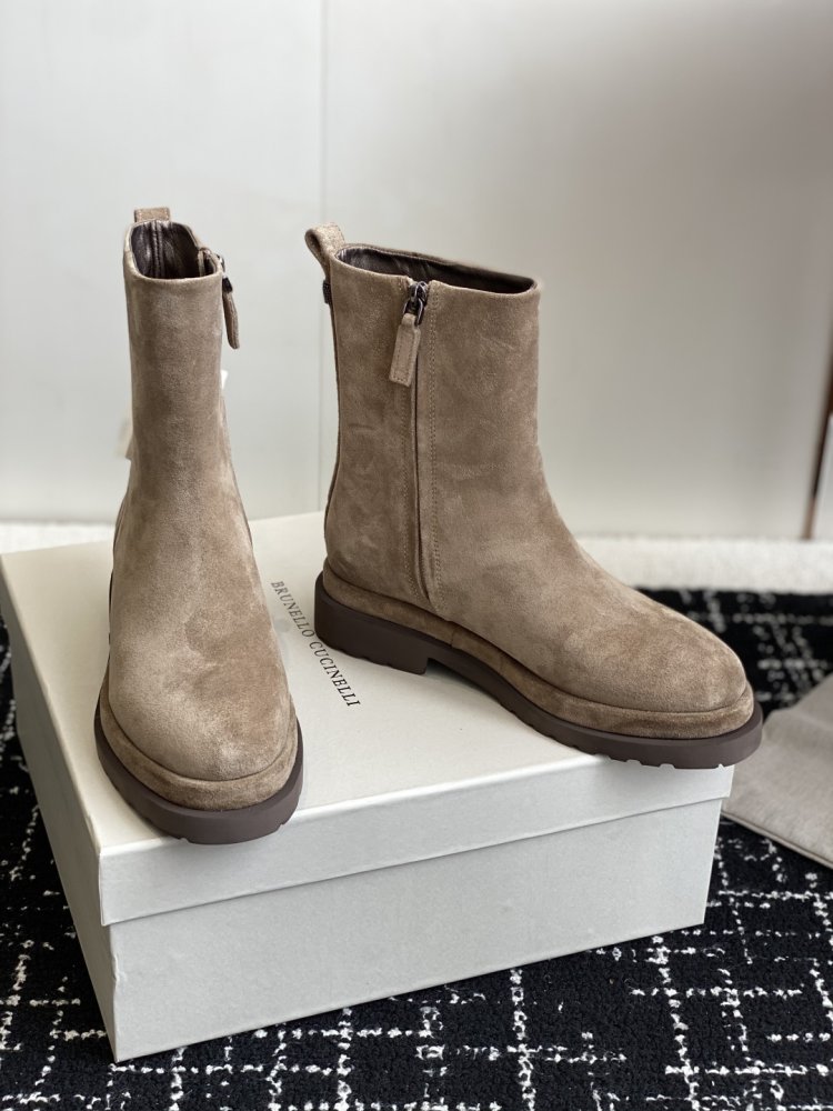 Boots women's leather фото 3