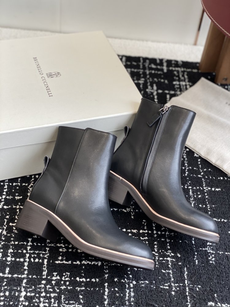 Ботинки женские кожаные фото 4