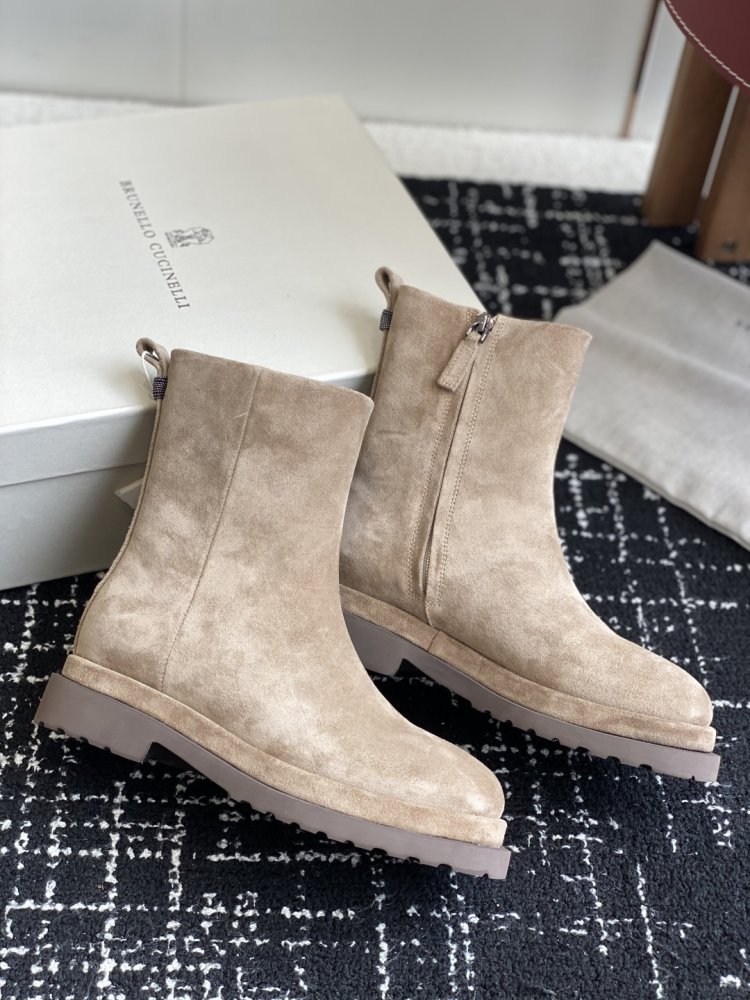 Boots women's leather фото 4