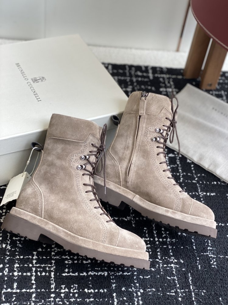 Boots women's leather фото 4