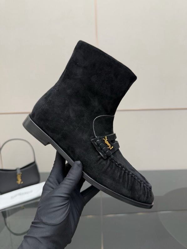 Boots women's leather фото 4