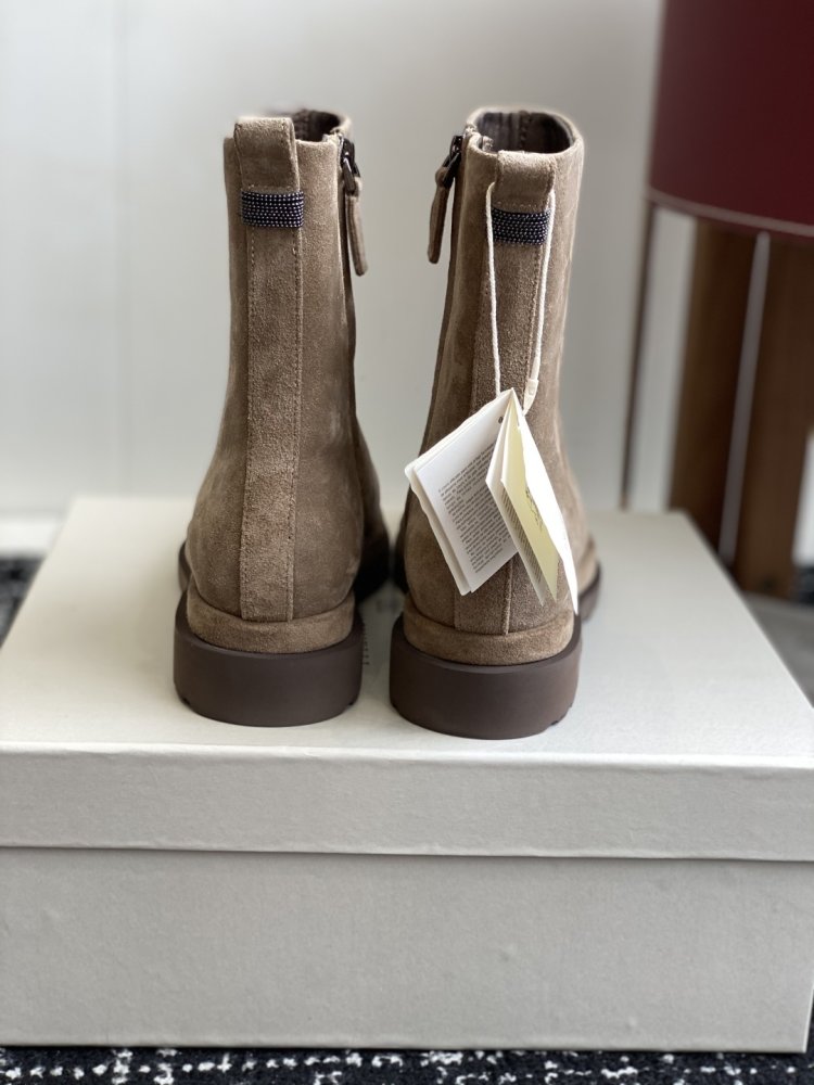 Boots women's leather фото 8