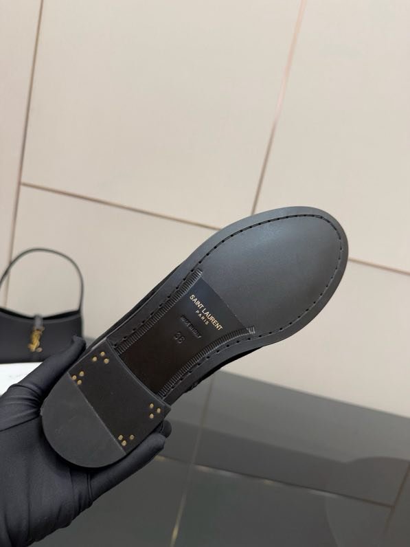 Boots women's leather фото 8