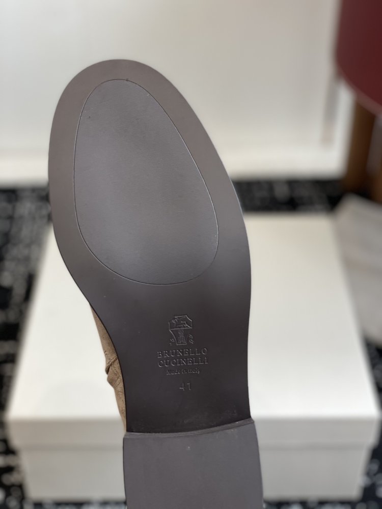 Boots women's leather фото 9