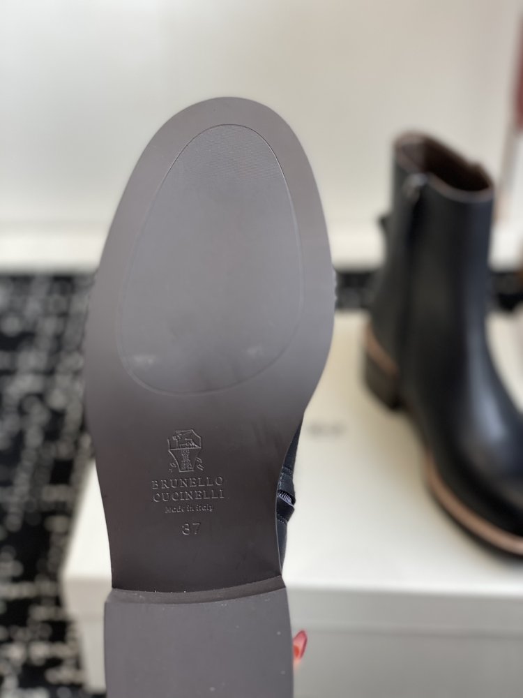 Ботинки женские кожаные фото 9