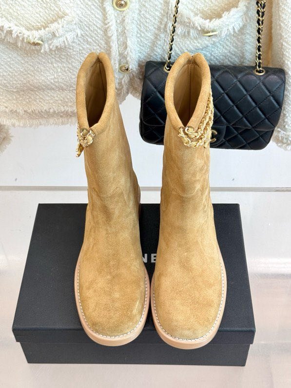 Ботинки женские кожаные фото 9