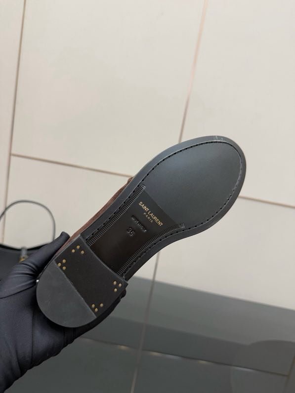 Boots women's leather фото 9