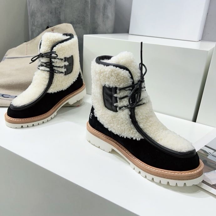 Ботинки женские меховые фото 6