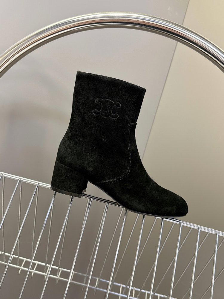 Boots women's on блочном heel фото 6