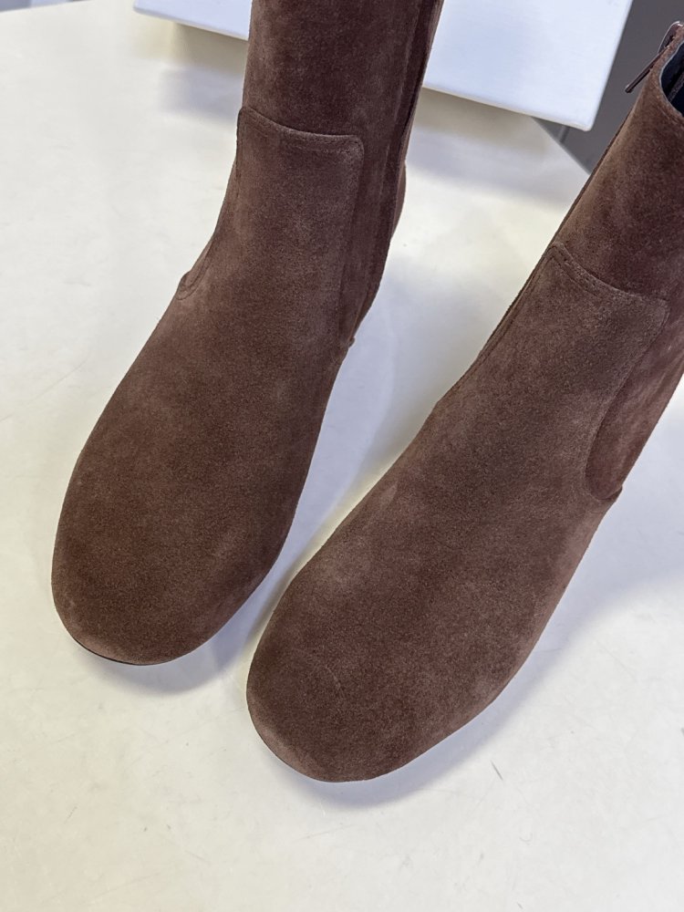 Boots women's on блочном heel фото 7