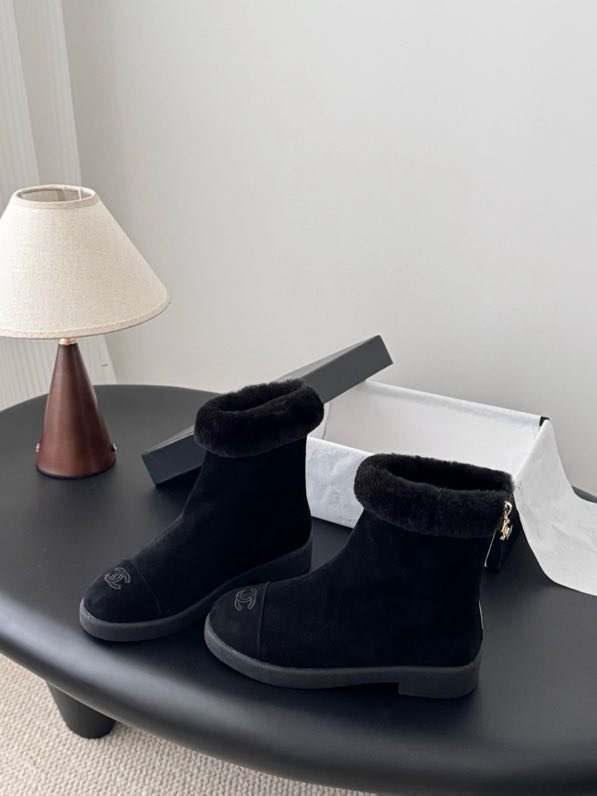 Ботинки женские на меху