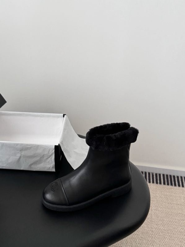Ботинки женские на меху фото 2
