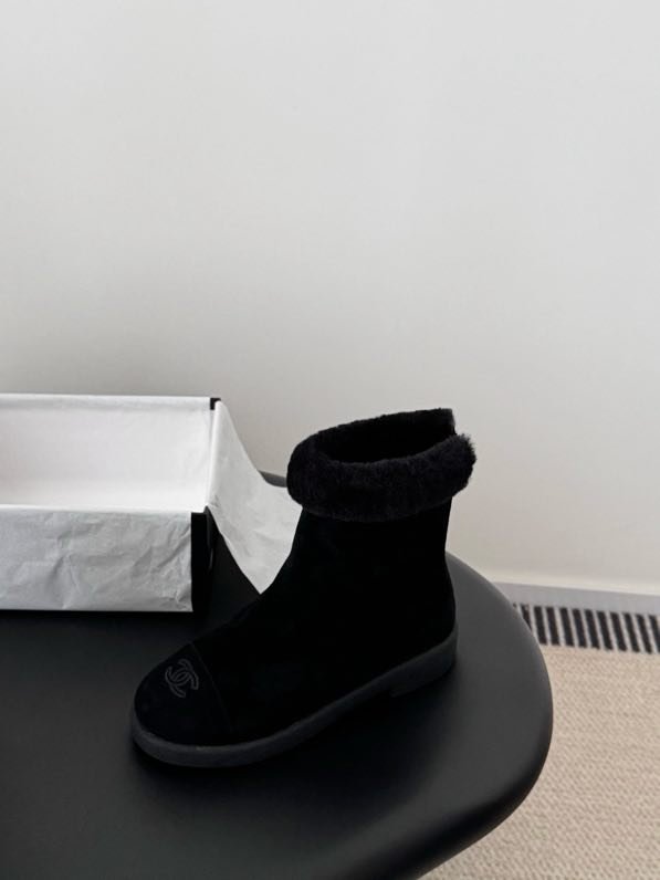Ботинки женские на меху фото 4