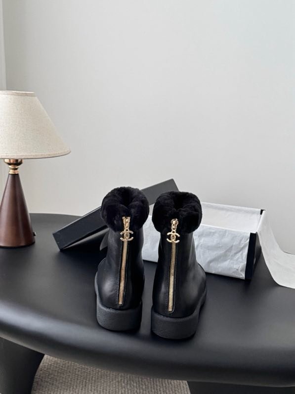 Ботинки женские на меху фото 5
