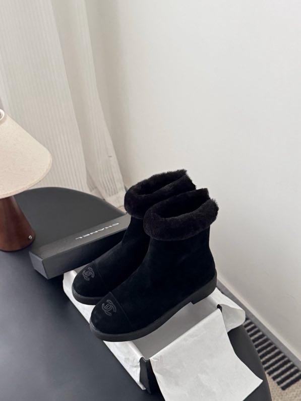 Ботинки женские на меху фото 8