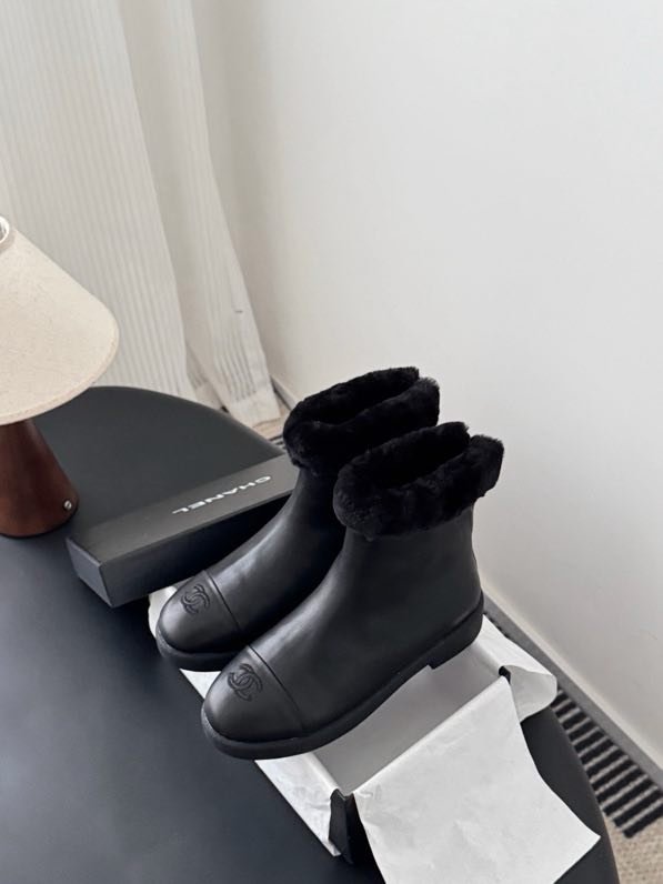 Ботинки женские на меху фото 9