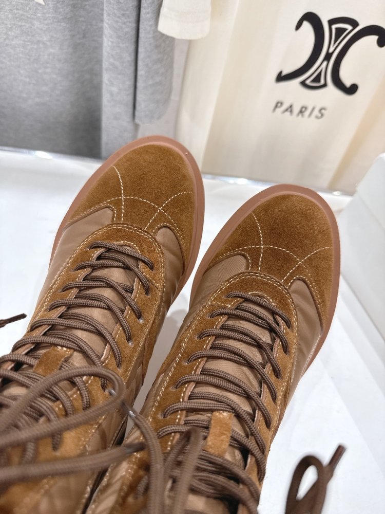 Черевики жіночі на товстої підошві зі шнурівкою фото 6