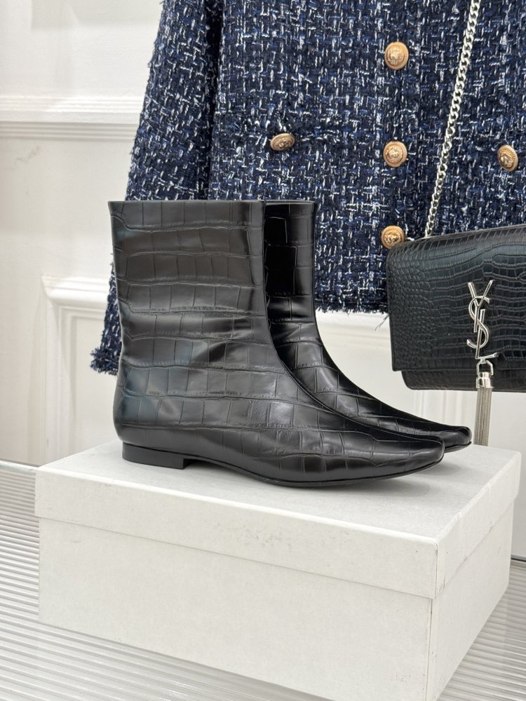 Boots women's from sharp the toe