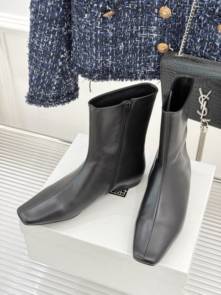 Ботинки женские с острым носком фото 2