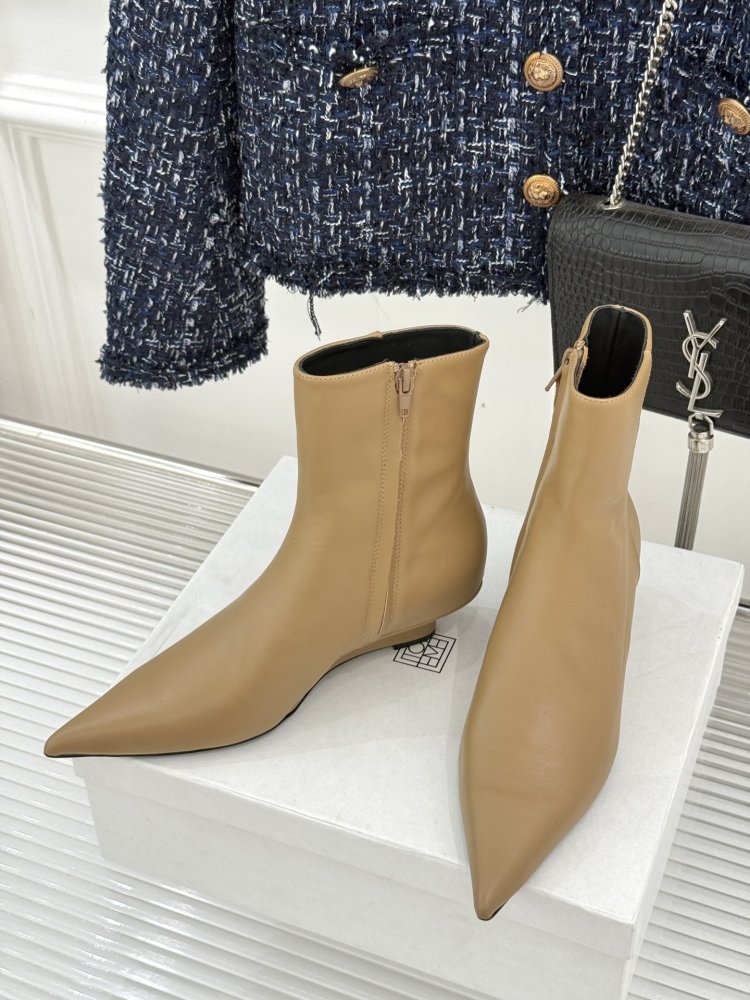 Черевики жіночі з гострим носком фото 2