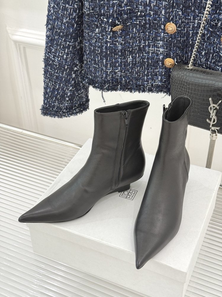 Черевики жіночі з гострим носком фото 2