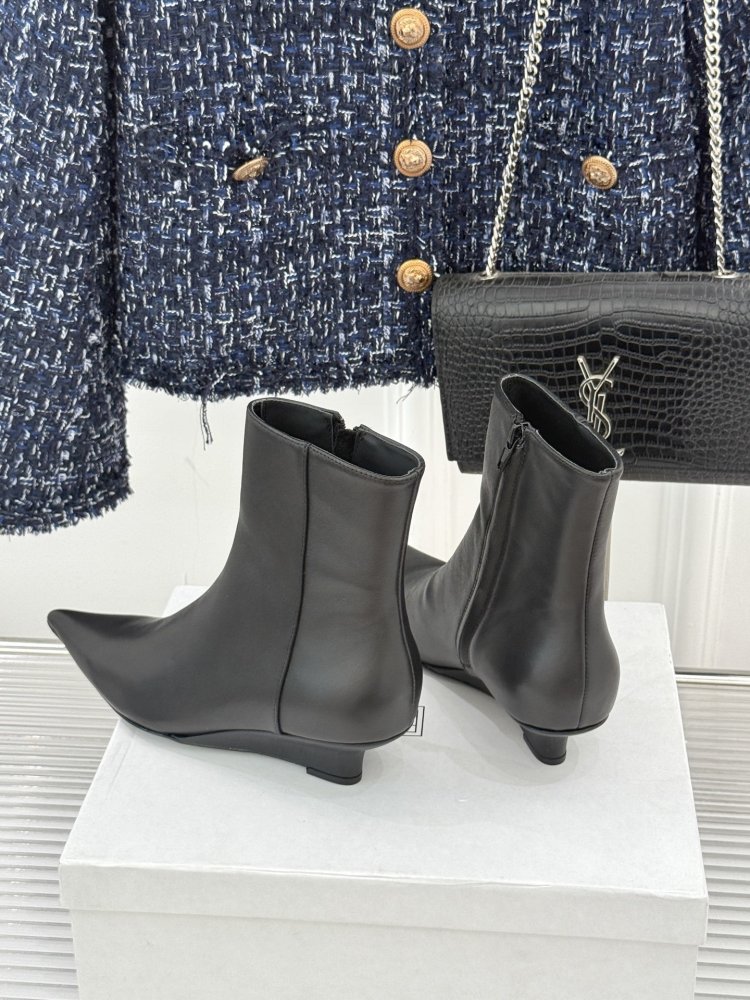 Черевики жіночі з гострим носком фото 5